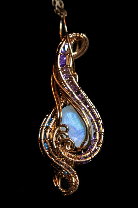 Blue Flash Faceted Moonstone with Apatite and Amethyst Facets in Fine Copper