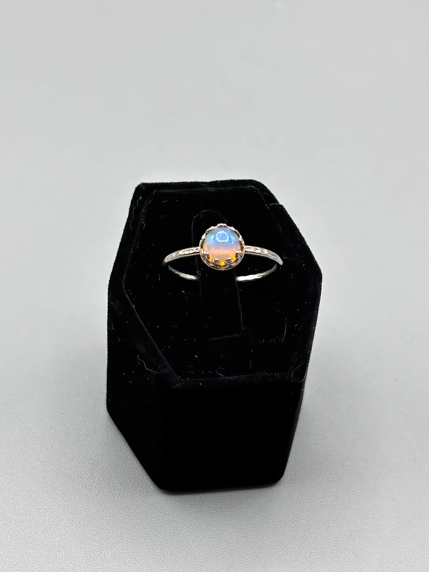 5mm Welo Opal set in Sterling Silver band, Size 8