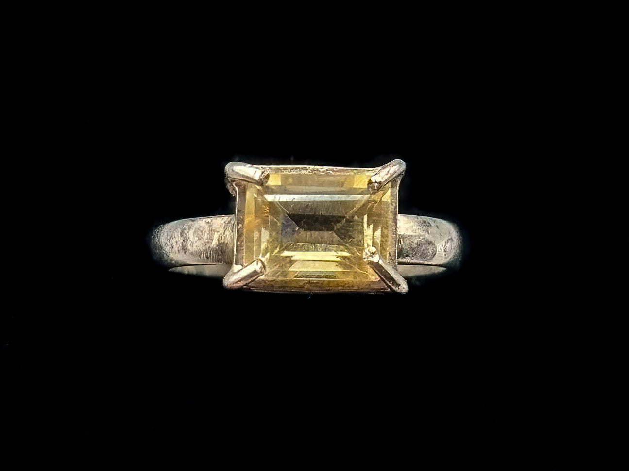 Faceted Yellow Labradorite in Sterling Silver, Size 4