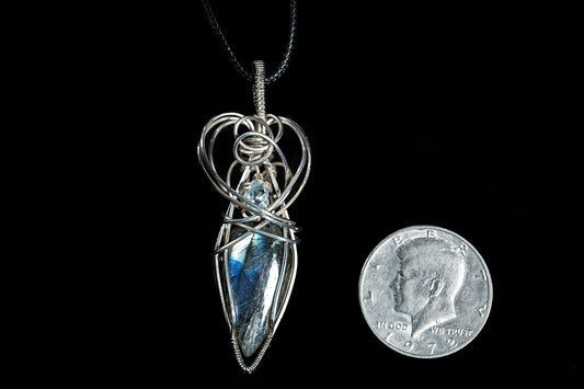 Blue Flash Labradorite with Aquamarine Facet Accent in Sterling Silver