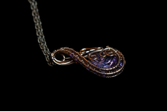 Beautiful Intaglio and Faceted Amethyst Swirled in Fine copper