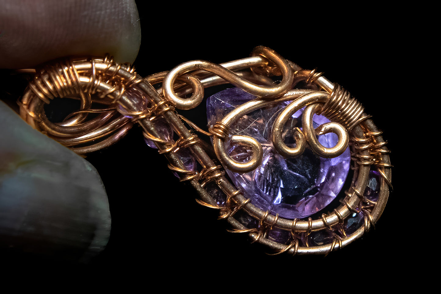 Beautiful Intaglio and Faceted Amethyst Swirled in Fine copper