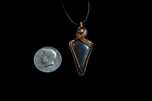 Black Onyx in fine Copper