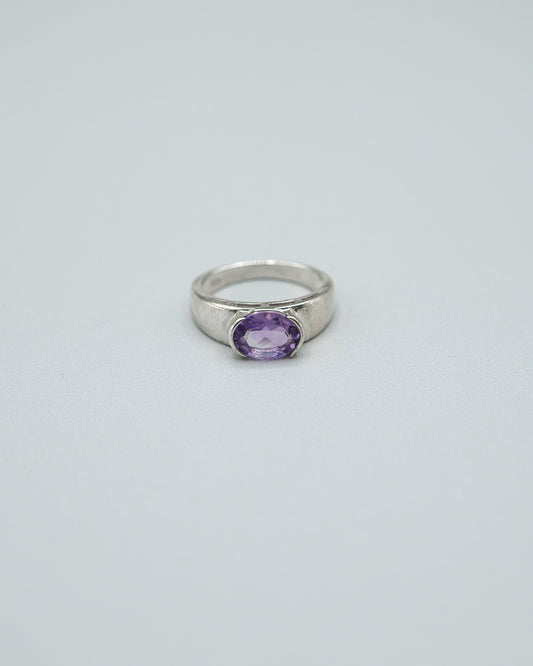 Beautiful Amethyst Gemstone set in Sterling Silver