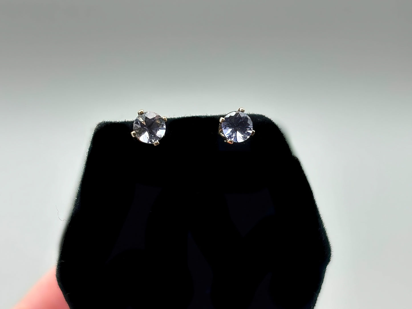 4mm Iolite .4tcw in sterling silver posts