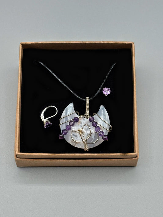 Druzy Quartz Moon with Amethyst accents with matching earrings