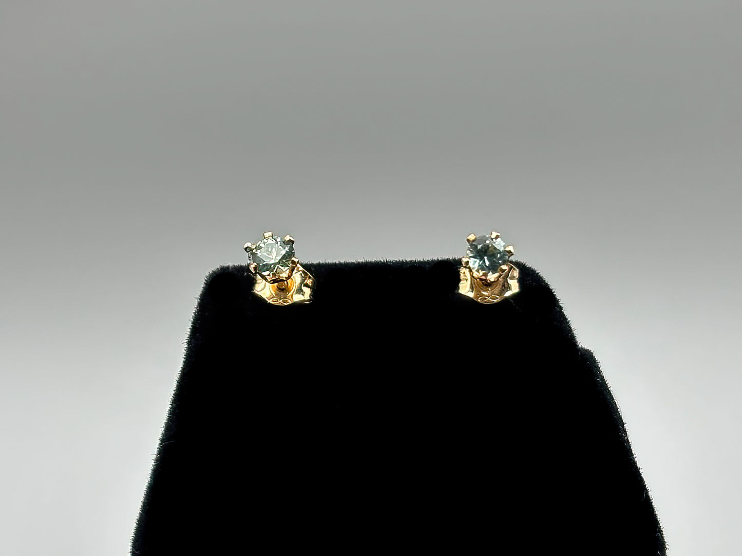 3mm Montana Sapphires set in 14k gold fill posts